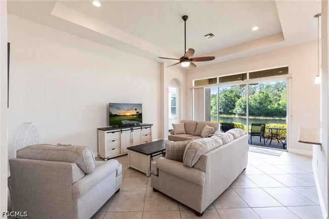Building Photo - 13730 Willow Haven Ct