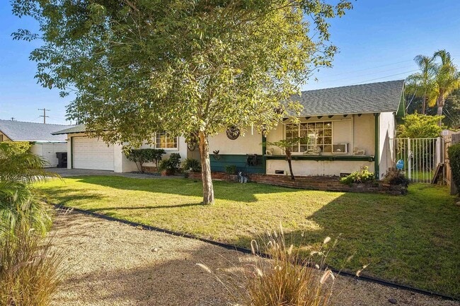 Building Photo - Chula Vista