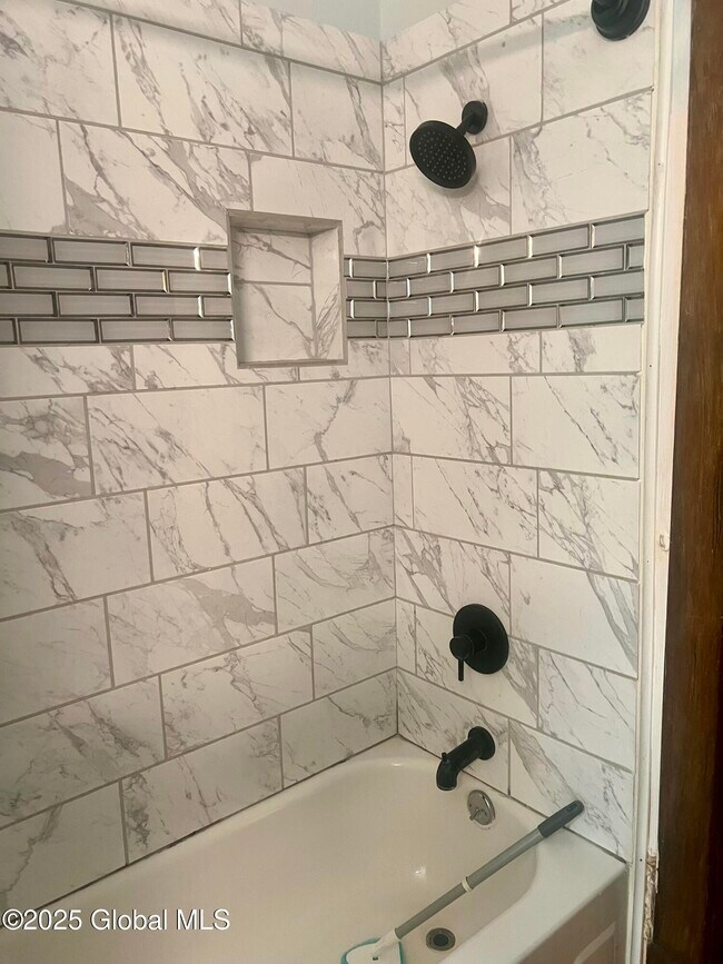 Building Photo - 479 West St