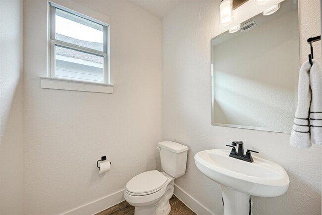 Building Photo - 8417 Thompson Teal Trl