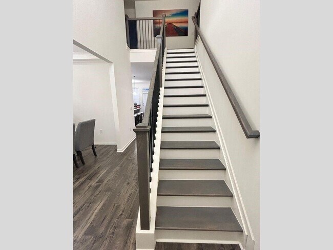 Building Photo - 1120 Trident Maple Chase