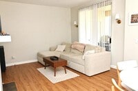 Building Photo - 10880 Sabre Hill Dr