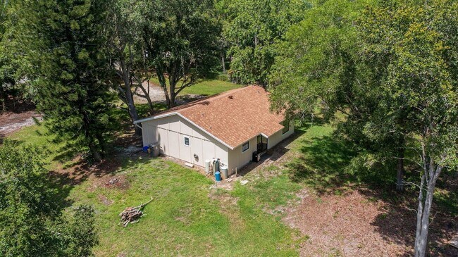 Building Photo - 11735 150th Ct N