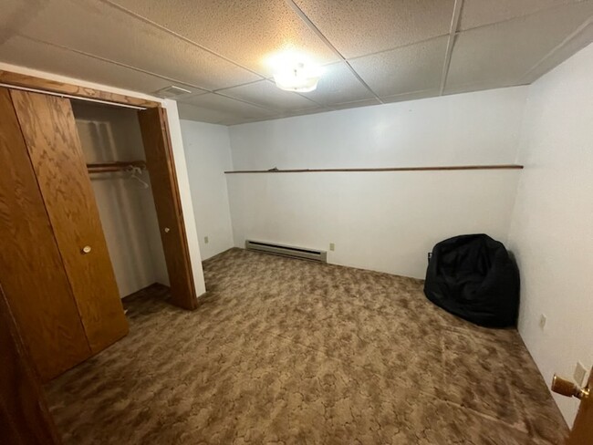 Building Photo - 747 Wild West Ln SW