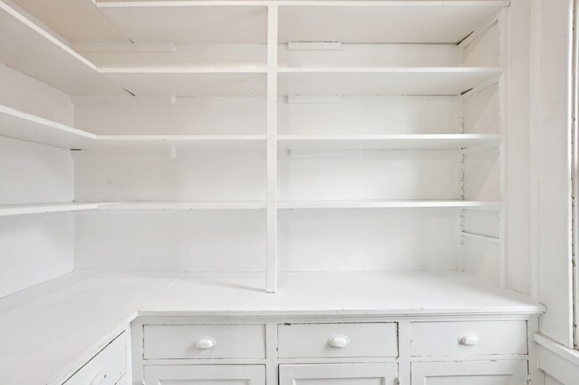 Building Photo - 1660 N Marshall St