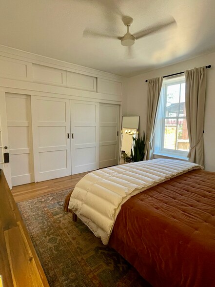 Building Photo - 308 Arno St NE