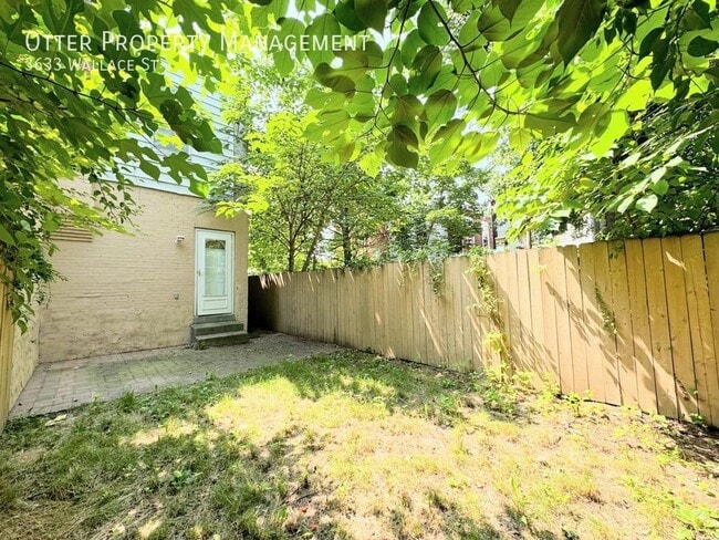 Building Photo - 3633 Wallace St