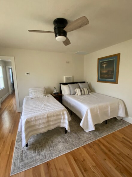 Building Photo - 245 Wooding Ave