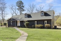 Building Photo - 267 Catherine Ln
