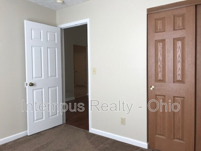 Building Photo - 129 Lofton Cir