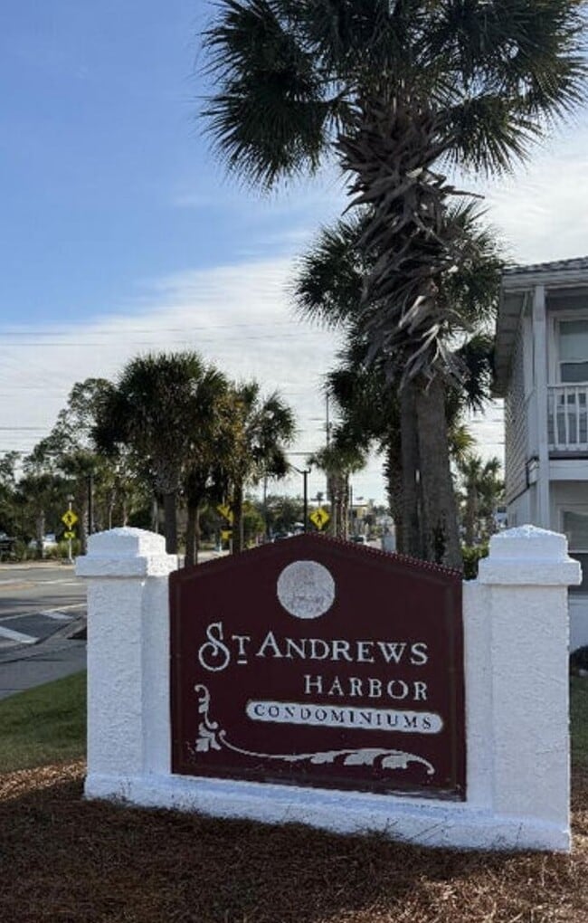 Building Photo - St. Andrews Apartment/Condo