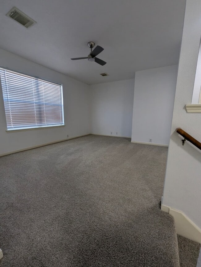 Building Photo - 13422 Sarento Village