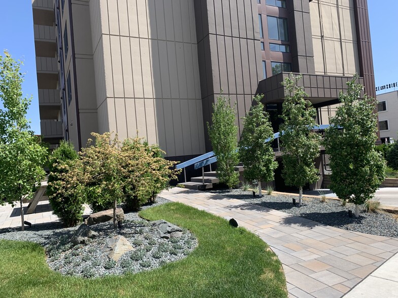 Building Photo - 2800 W 44th St