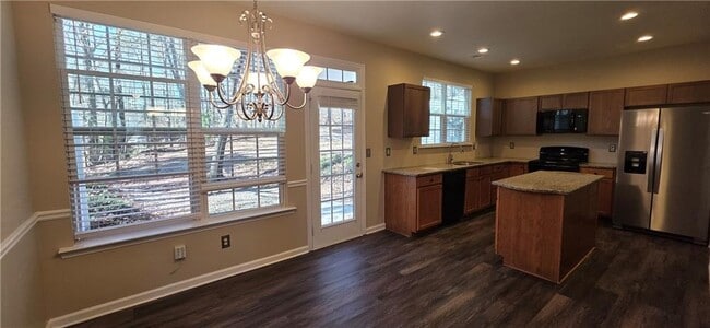 Building Photo - 2632 Pierce Brennen Ct NE