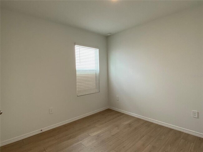 Building Photo - 32354 Weathered Oak Dr