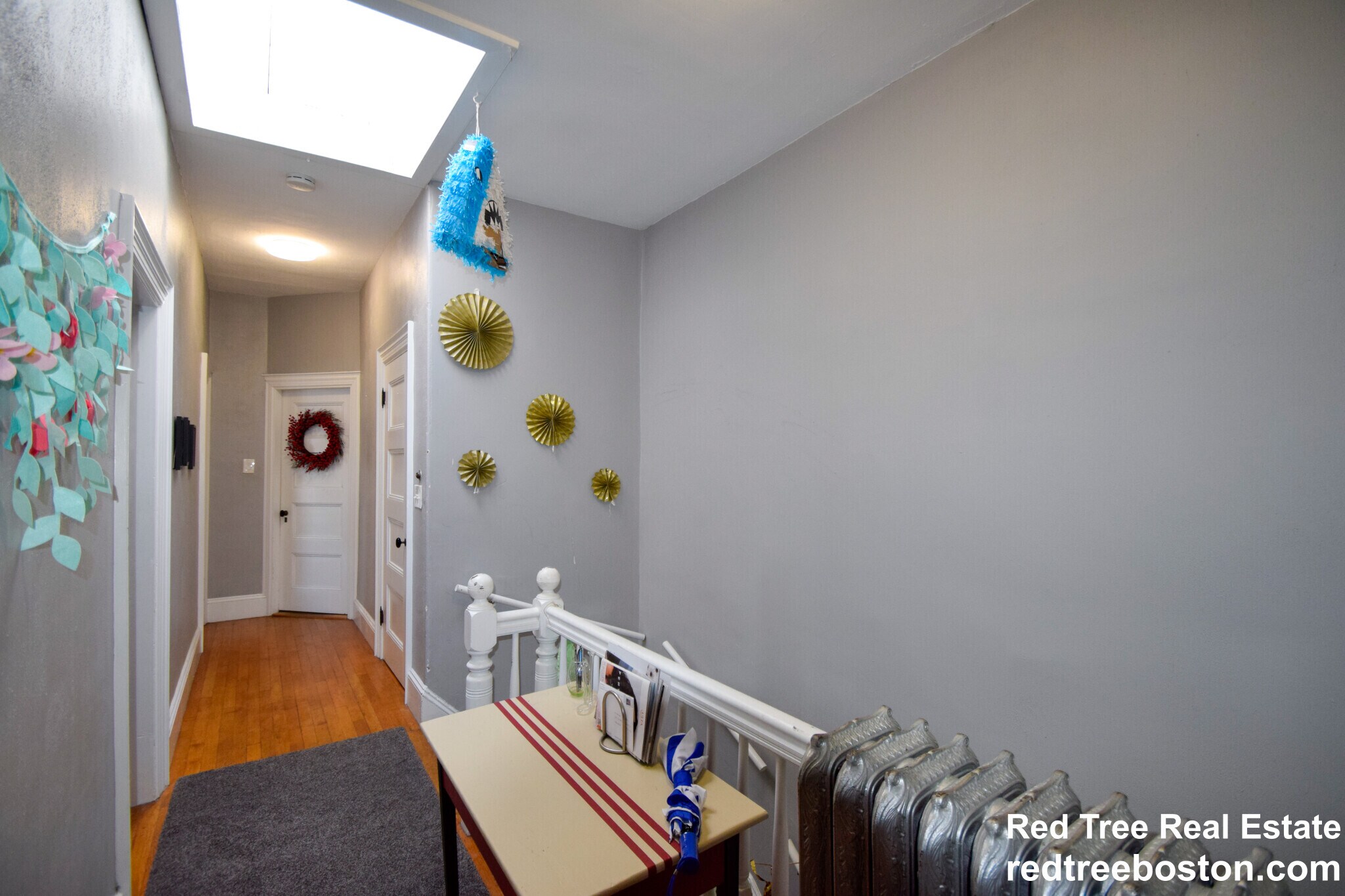 Building Photo - 85 Surrey St