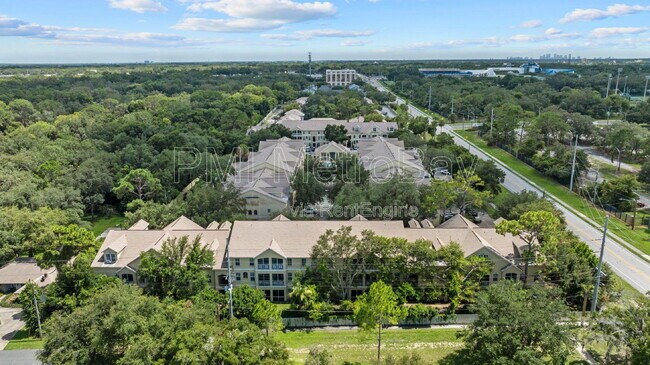 Building Photo - 5039 Sunridge Palms Dr