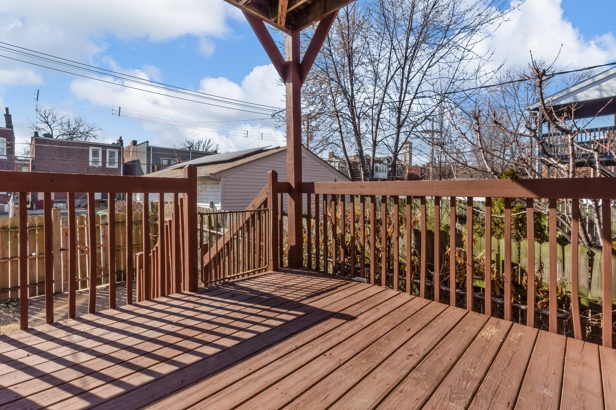 Private patio - 3452 Humphrey St