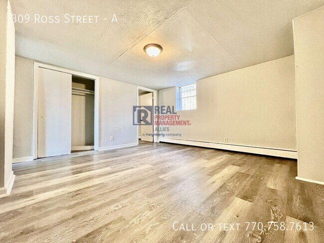 Building Photo - 309 Ross St NE