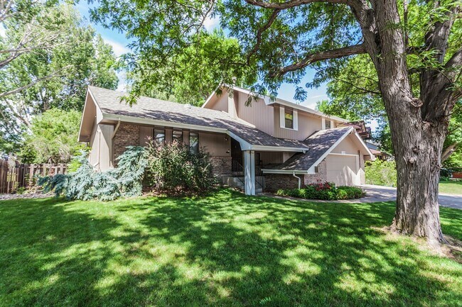 Building Photo - 3 Bedroom 2.5 Bath in Parkwood, Fort Collins