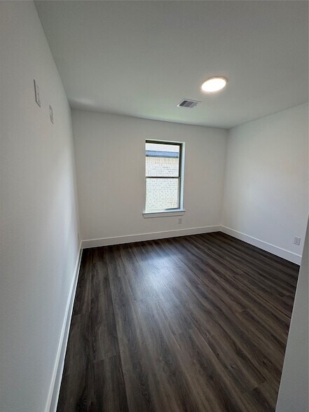 Building Photo - 13122 Lake Conroe Bay Rd