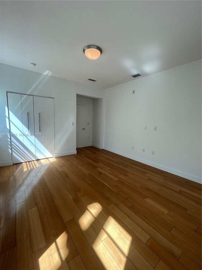 Building Photo - 2021 Meridian Ave