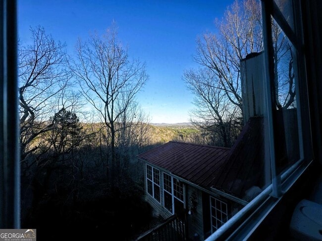 Building Photo - 422 Laurel Ridge Rd