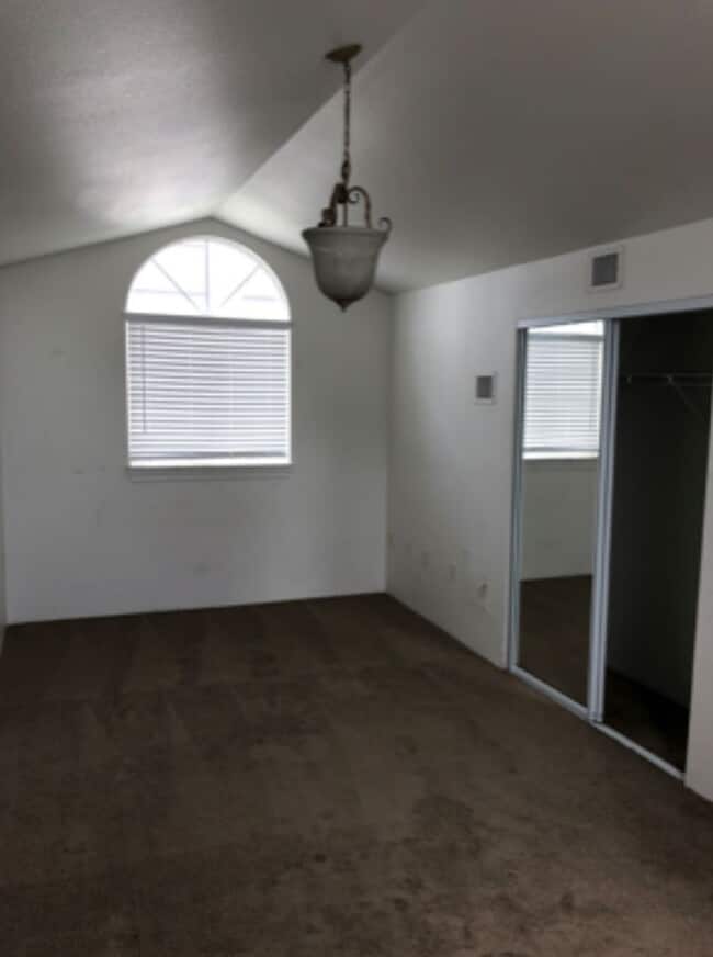 Building Photo - 3 Bedroom 3.5 Bath Covered garage at Nanea...