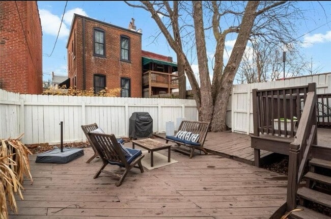 Building Photo - 2905 S 18th St