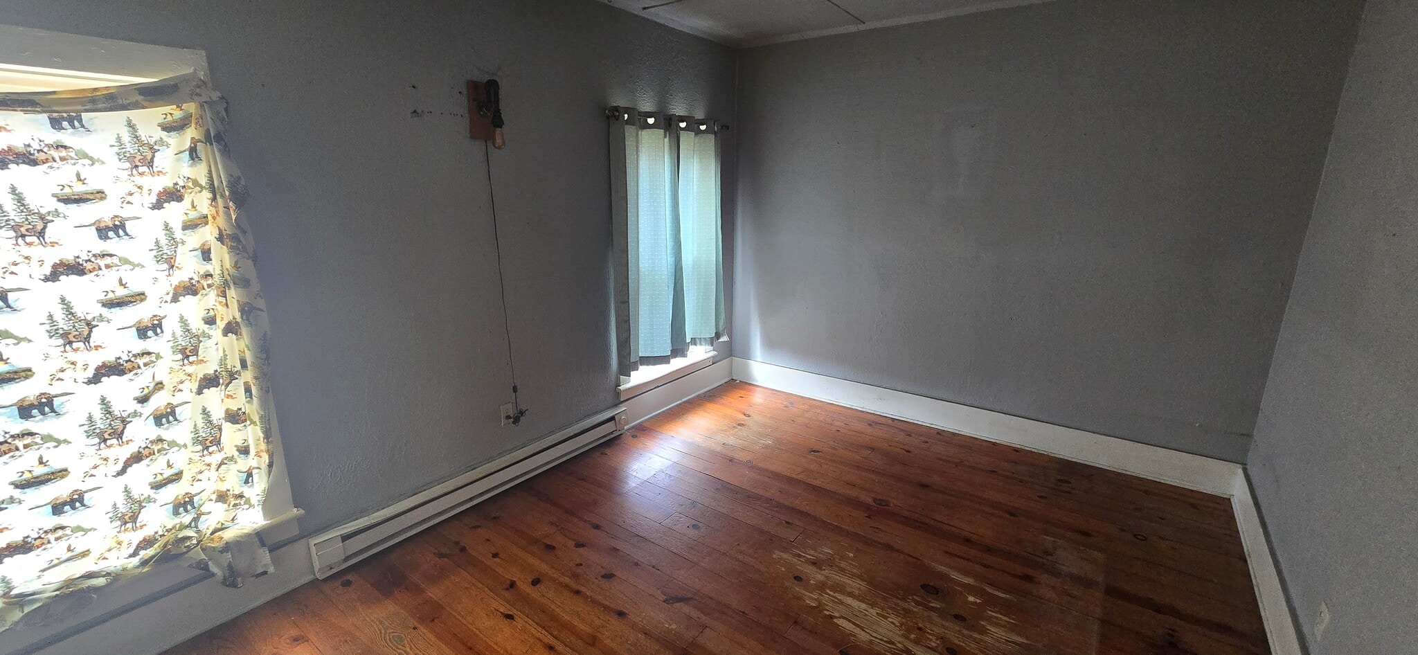 Building Photo - 490 Grand St