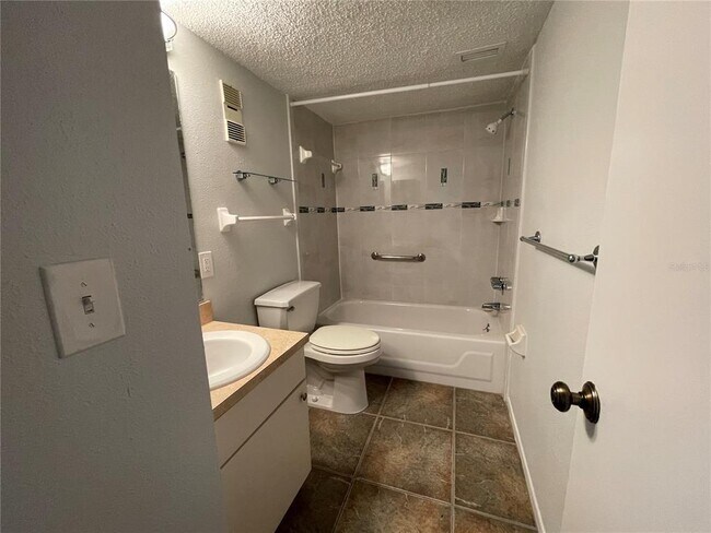 Building Photo - 5503 Pokeweed Ct