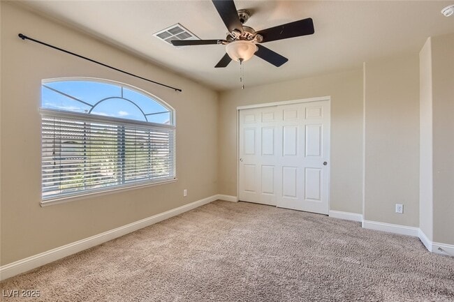 Building Photo - 6250 Sierra Knolls Ct