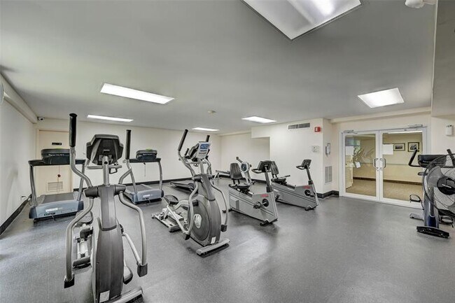 Building Photo - 111 Briny Ave