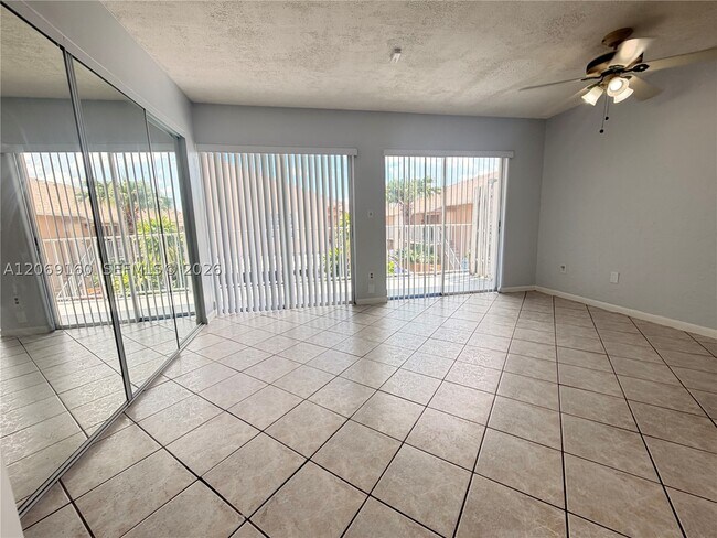 Building Photo - 8380 SW 154th Ave