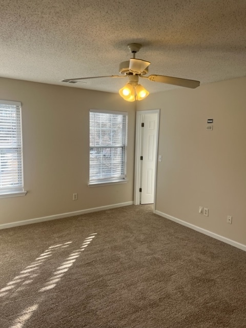 Building Photo - 4889 Robinson Square Dr