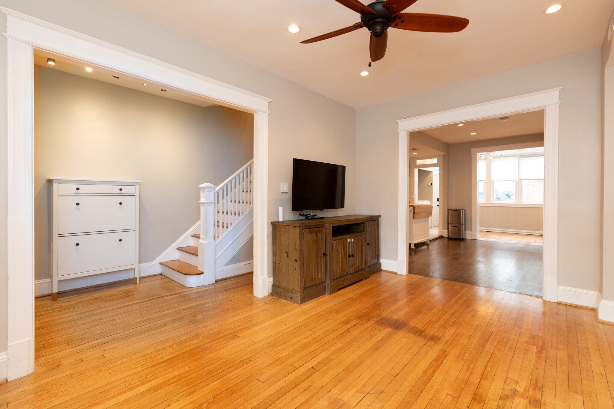 Building Photo - 1234 Owen Pl NE