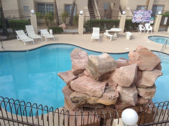 Building Photo - 1851 Hillpointe Rd