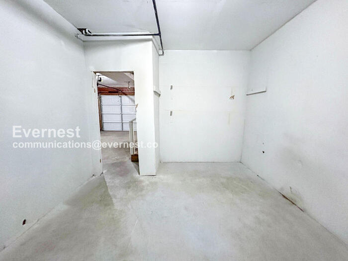 Building Photo - 1194 Stoneham Ct