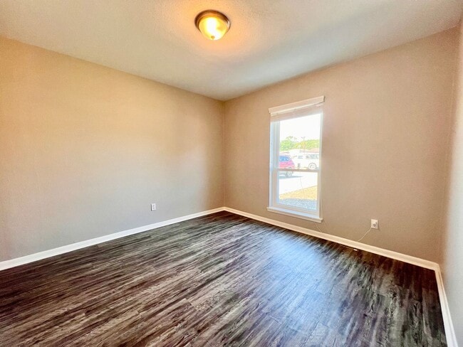 Building Photo - Beautiful one story home in Rosenberg, TX