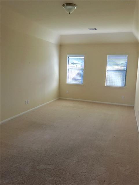 Building Photo - 5618 Drumlin Field Way