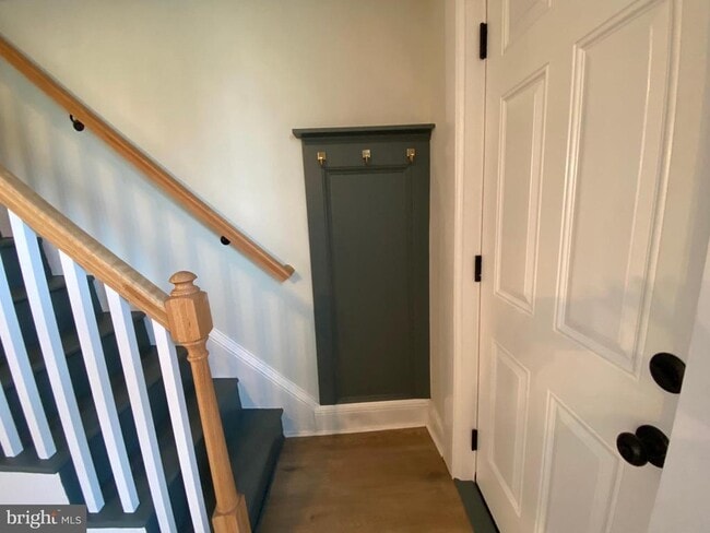 Building Photo - 742 St Joseph St