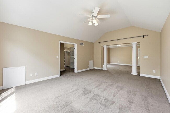 Building Photo - 4823 Vista Ridge Dr