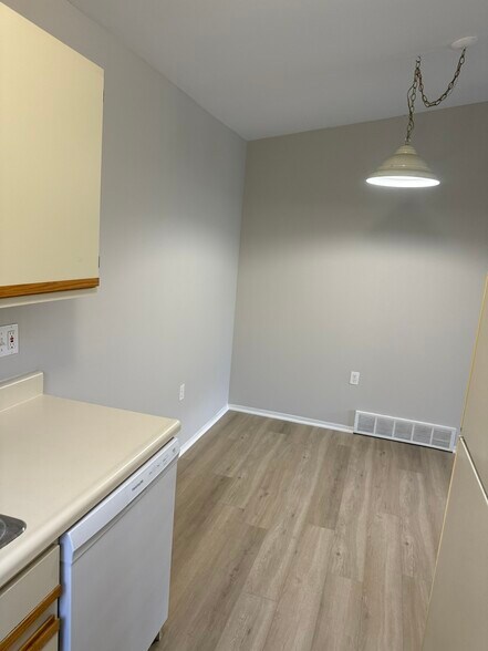 Building Photo - 1267 Oxford Manor Ct