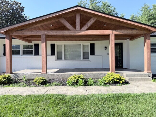 Building Photo - Updated 3BR Home in Beaver Lake | Fenced Yard, Garage, Covered Porch & Outdoor Fireplace | Pet Fr...
