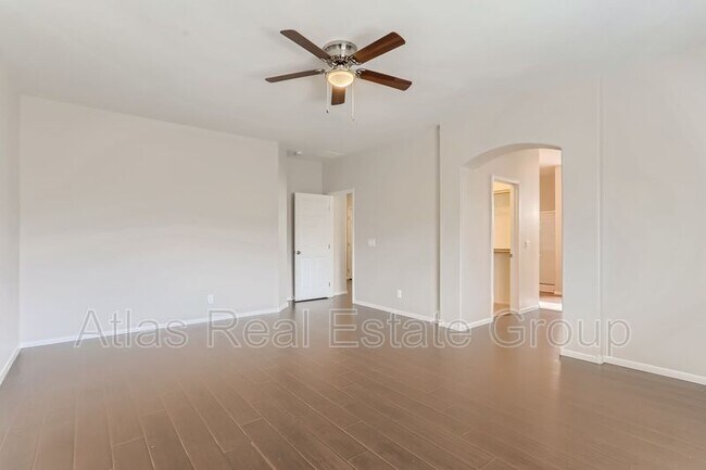 Building Photo - 9544 Alma Ridge Ave