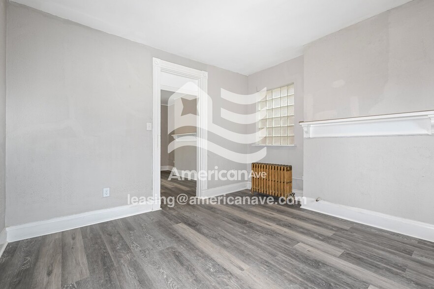 Building Photo - 214 S Millvale Ave