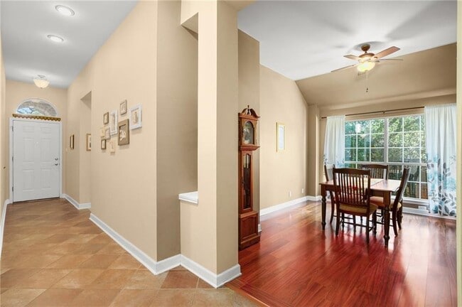 Building Photo - 119 Bluejack Pl