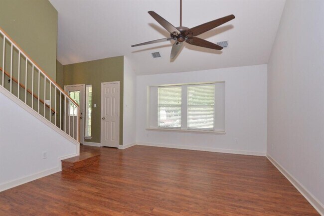 Building Photo - 115 Teasley