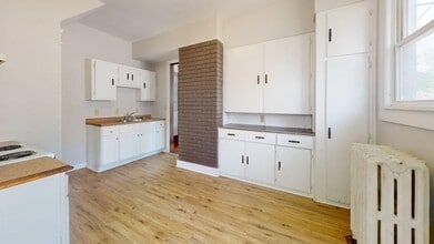 Building Photo - Canton 3 Bedroom / 2 Bath - Single Family ...