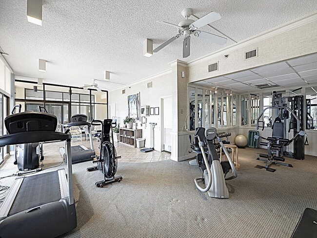 Building Photo - 300 Ocean Trail Way